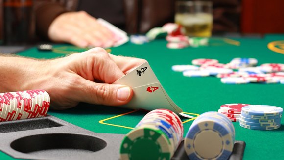 Hướng Dẫn Chi Tiết Cách Chơi Poker 99win Cho Người Mới